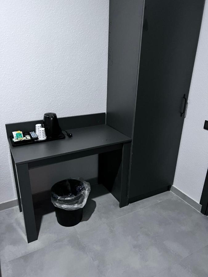 All In Oberhausen  Extérieur photo